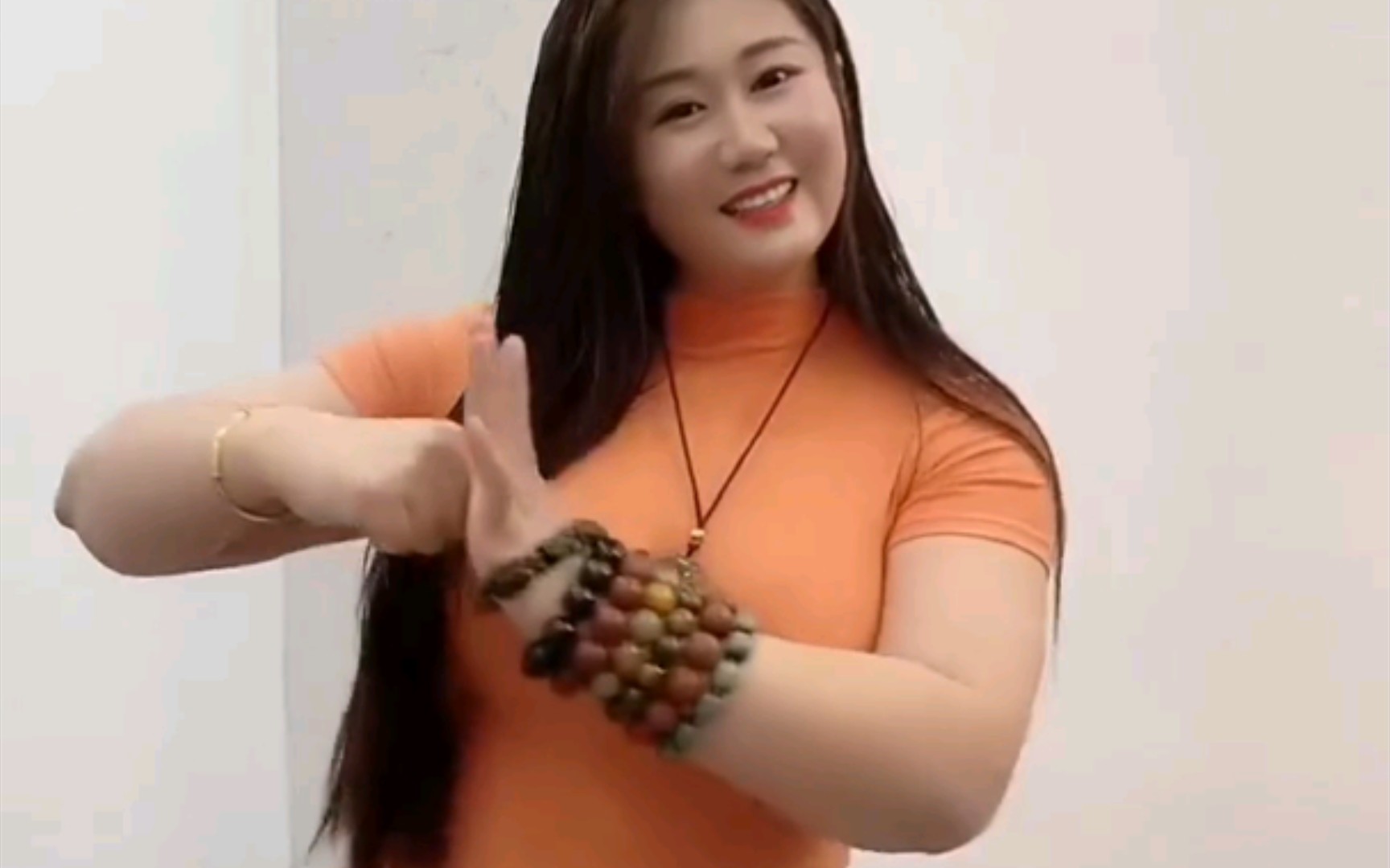 朝鲜美女BBWBBW的独特魅力与文化背景-第3张图片