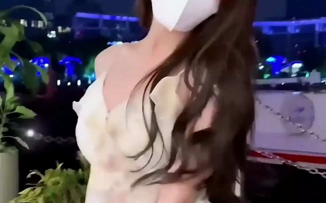 玩偶姐姐不戴口罩照片大全玩偶姐姐不戴口罩照片的背后