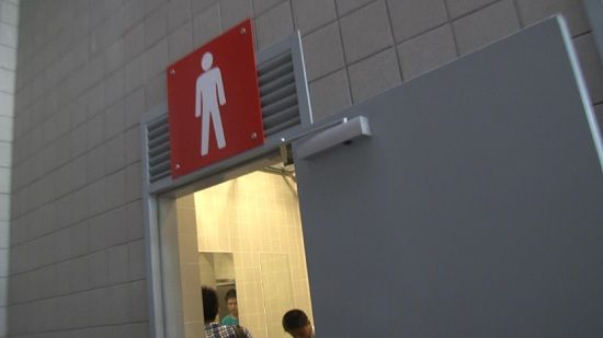 厕沟精品清晰女厕正面女小便厕沟精品，女厕正面的清晰世界-第3张图片