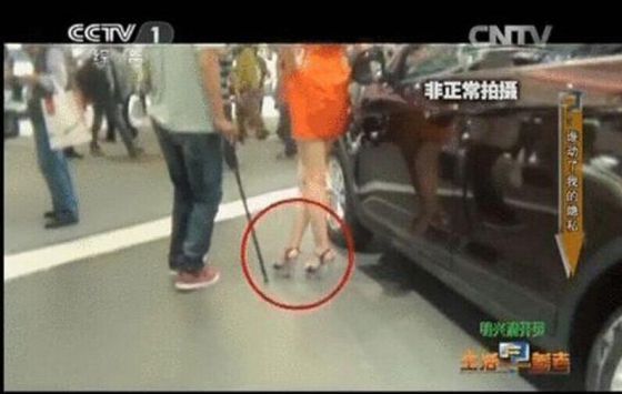 探索亚洲自拍与偷拍文化下的另类综合图区-第1张图片