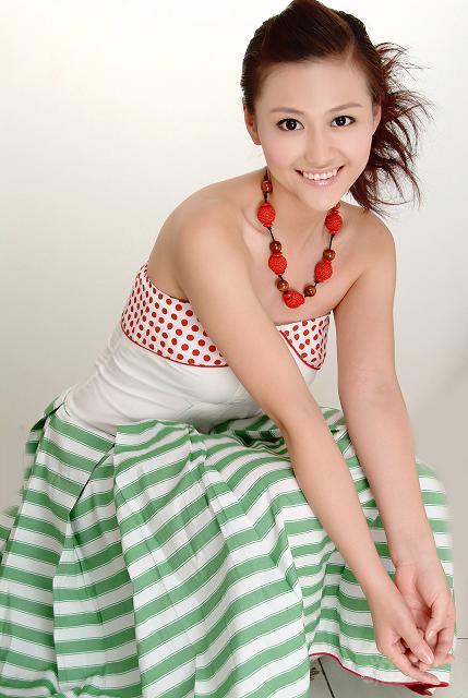 五月天里婷婷的开心激情综合之旅