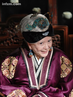 真实国内老女人露脸视频的多元视角-第1张图片