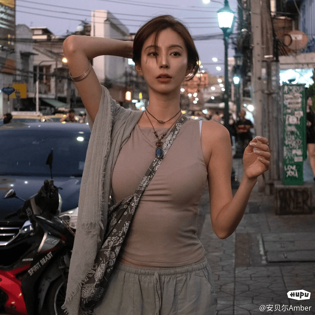 操美妞的魅力与美丽