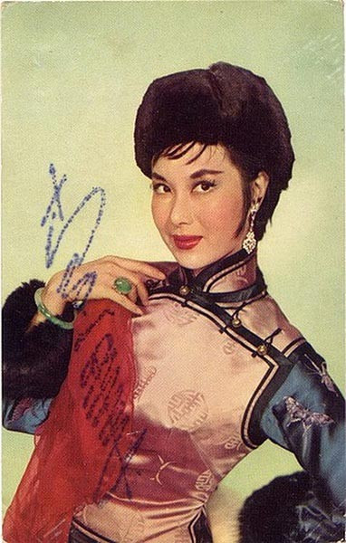 校长玩新婚女教师李丽华小说校长与新婚女教师李丽华的浪漫故事