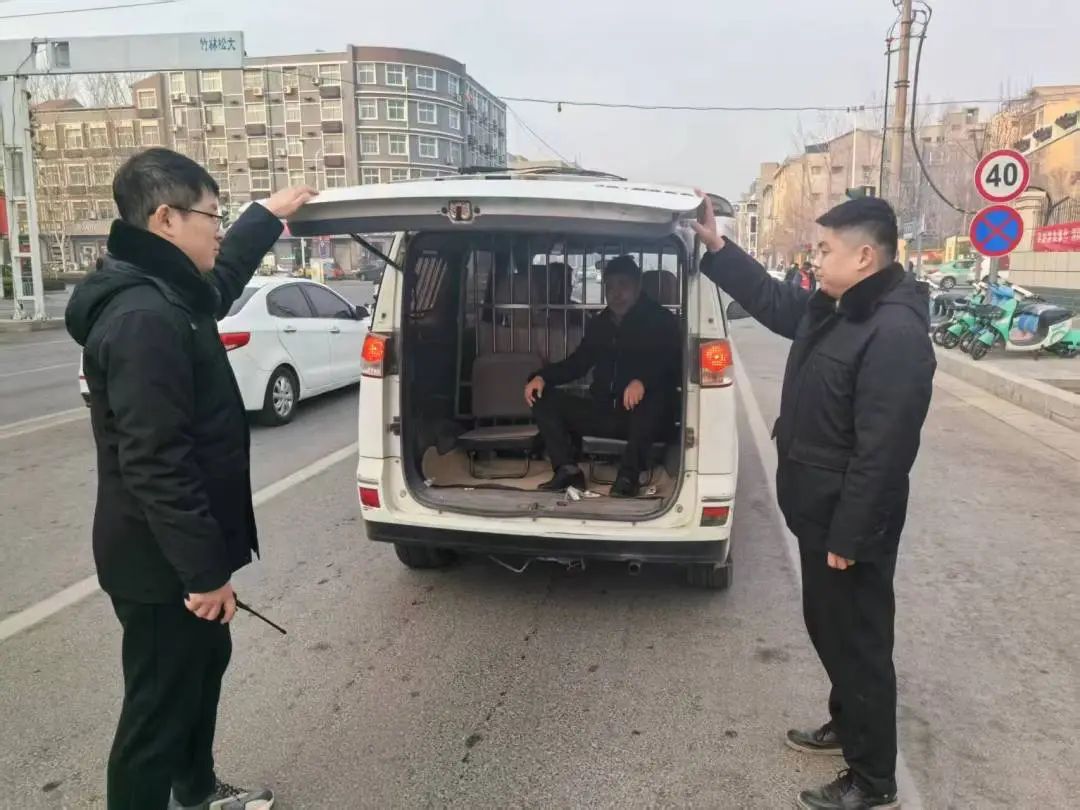 兰州警花 王夕梦女警花王梦溪，守护正义的坚韧之花