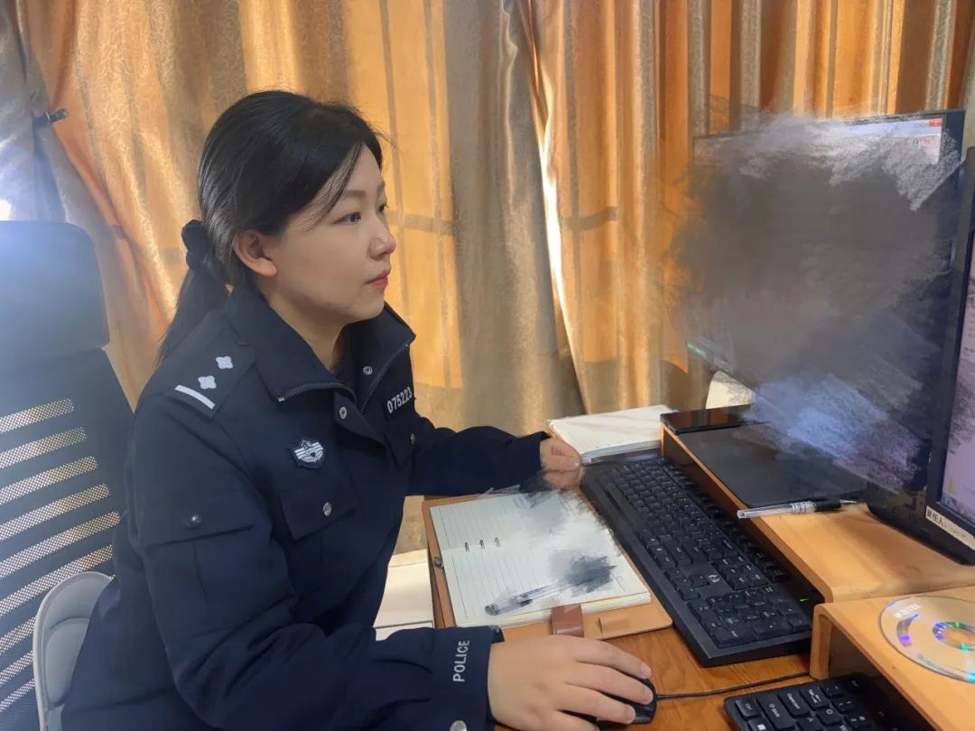 公安大学 女生公安大学美女警花——守护正义的铿锵玫瑰