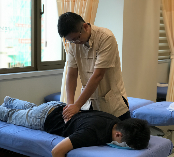 男男开车会疼吗男男开车腰疼，如何缓解与预防的探讨-第3张图片