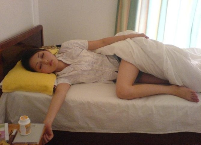 美女脱衣服小游戏美女脱衣服小游戏，探索虚拟与现实之间的界限-第2张图片