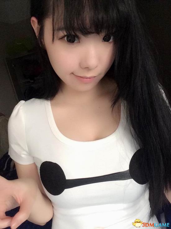 美女脱奶覃前图美女脱奶覃前图，一种文化现象的探讨-第1张图片