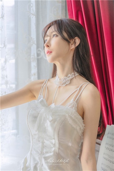 深夜的味蕾狂欢，丝瓜、草莓与榴莲的独特释放