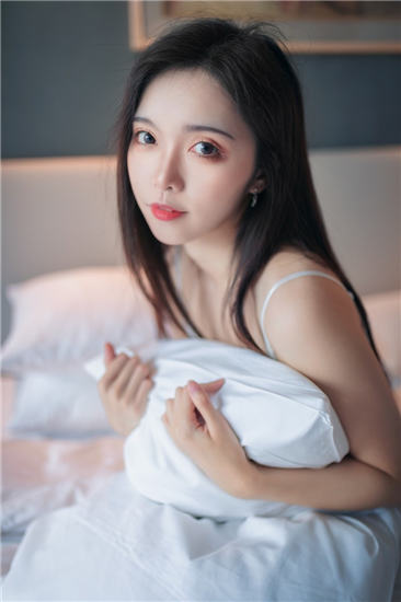 向日葵视频APP18下载安装无限看IOS视频丝瓜探索向日葵视频APP，18+下载安装与IOS视频无限观看的丝瓜体验-第3张图片
