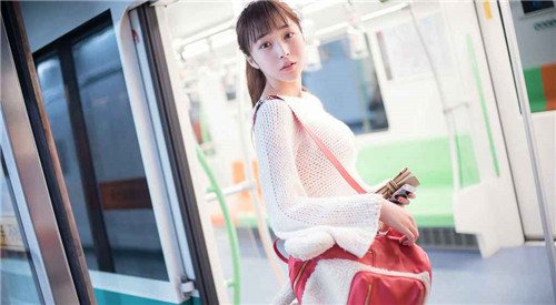 秋葵app下载汅api免费相似秋葵APP下载与汅API免费获取指南-第1张图片