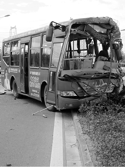 公交车上跳一下公交车上的意外惊喜，体验跳D开到最大