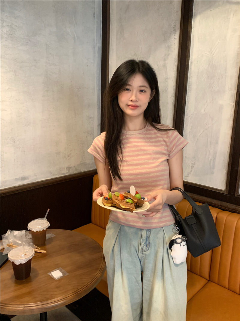 关于18岁以上的67194，一个年龄群体的探索与思考
