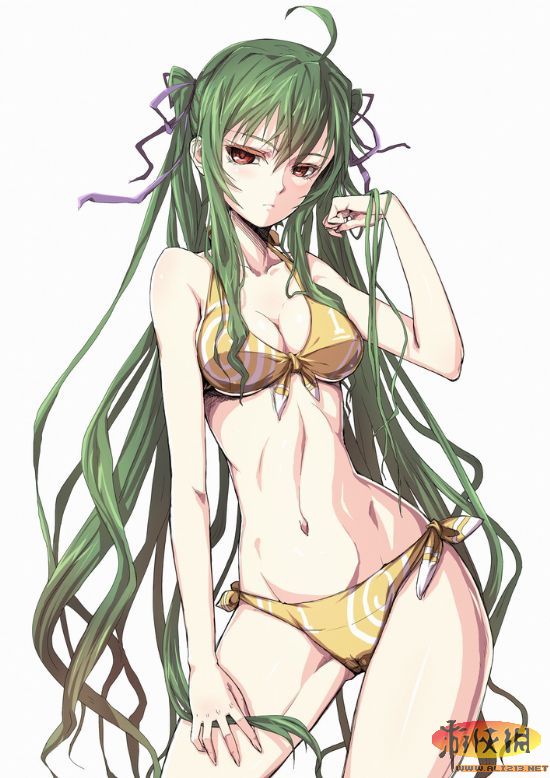 大胸美女游戏，100%裸露的视觉体验