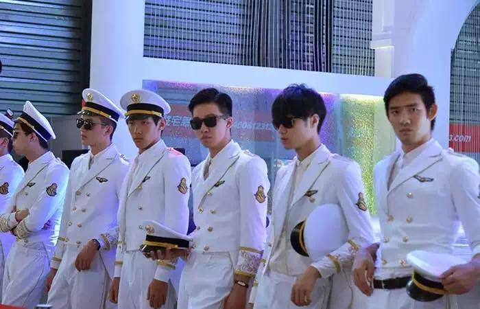 欧美军人间的Boy Love，一种特殊的情感纽带-第2张图片