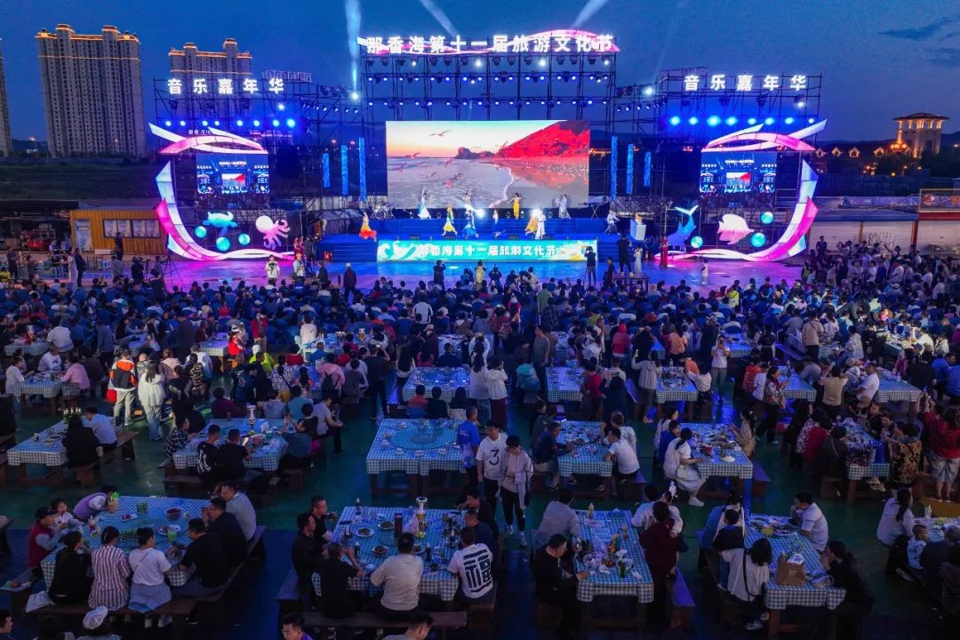 青娱乐在线盛宴，璀璨星光下的文化狂欢