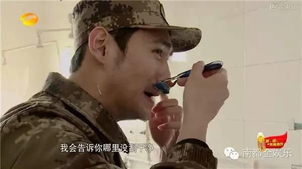 没带套让班长捏了一节课怎么办面对意外情况，没带套让班长捏了一节课的应对与反思-第2张图片