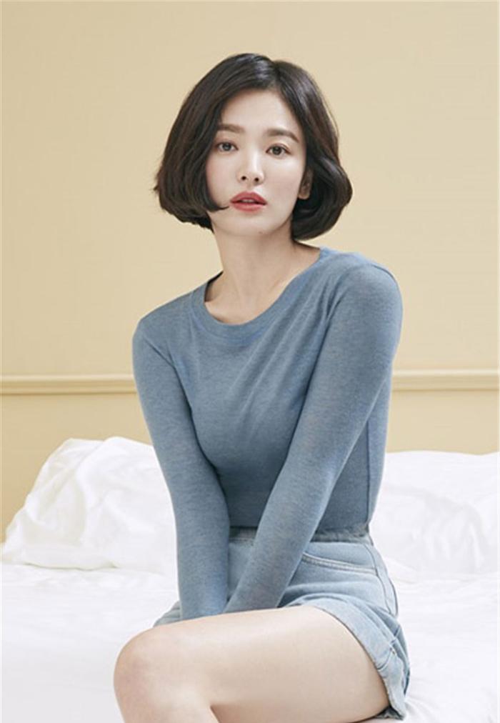 漂亮的女邻居韩国无删减版在线观看美丽邂逅，女邻居的纯真与魅力——关于在线观看韩国影片的探讨-第2张图片