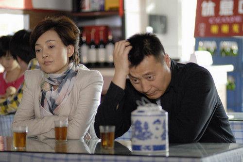 china农村夫妻homemade中国农村夫妻的自制生活，朴素中的温情与坚韧-第2张图片