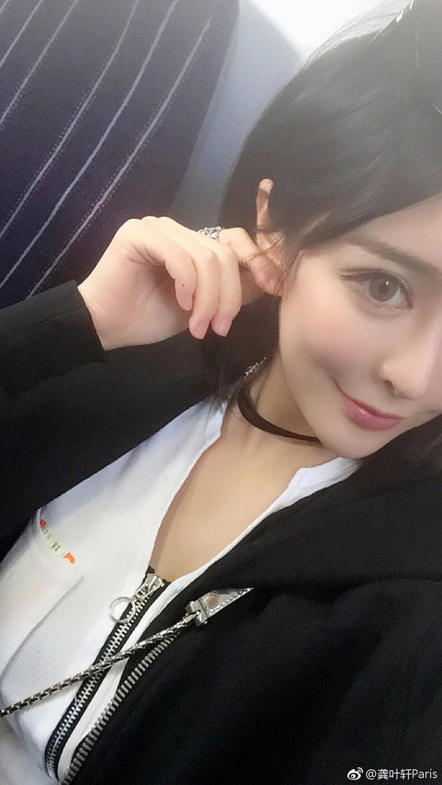 龚叶轩paris微博照片龚叶轩，丑女之美