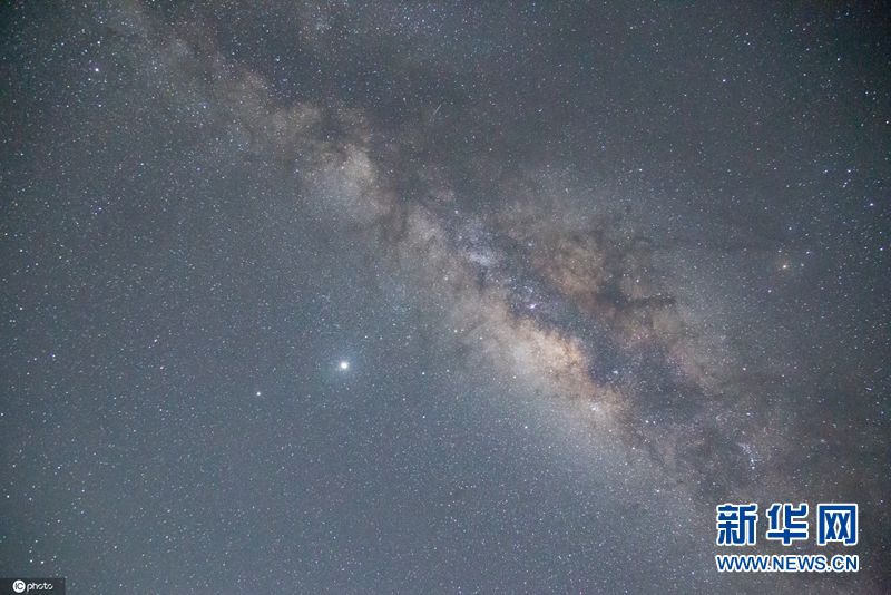 《星光灿烂》星光璀璨的夜空——原著小说揭秘