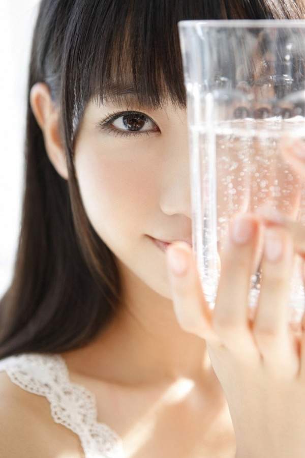 美女同桌的福利电影美女同桌的福利-第3张图片