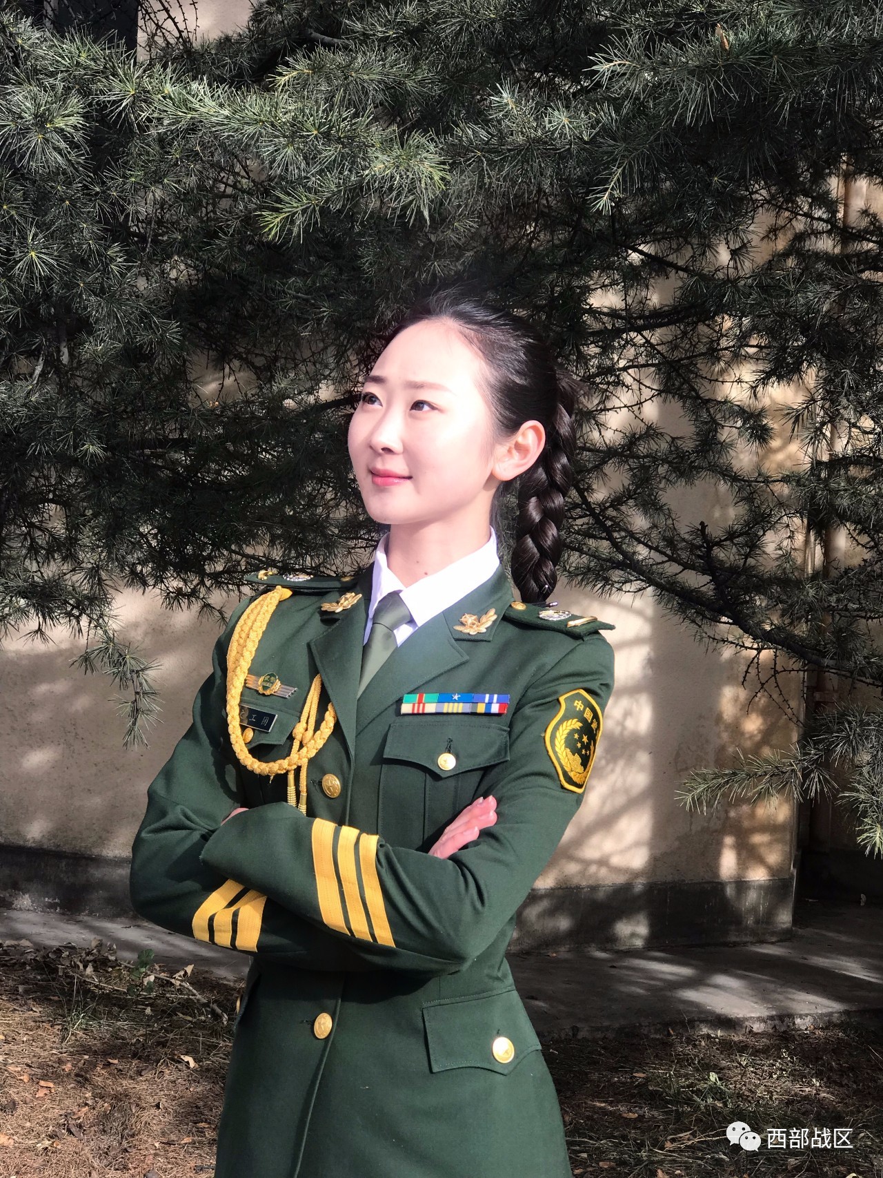 军花名器——中国军人的荣耀与力量-第2张图片