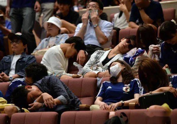 日本语 亚洲人 青少年 孩儿日本文化中的粗暴视频现象，以JAPAN为视角的探讨