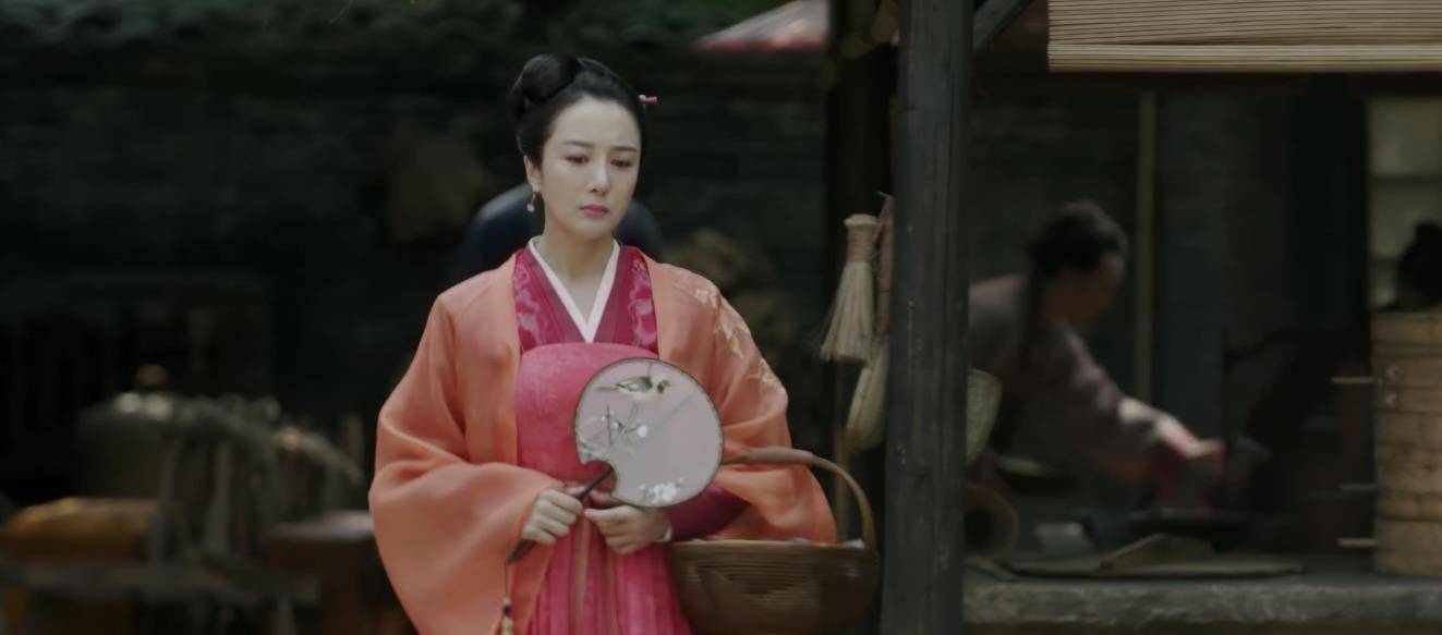 漂亮的年纪美丽的年轻继母——中文的魅力与深度-第2张图片
