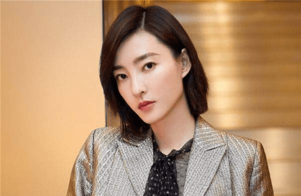 坤不小心碰到女同学怎么办?坤不小心碰到女同学了，如何妥善处理？