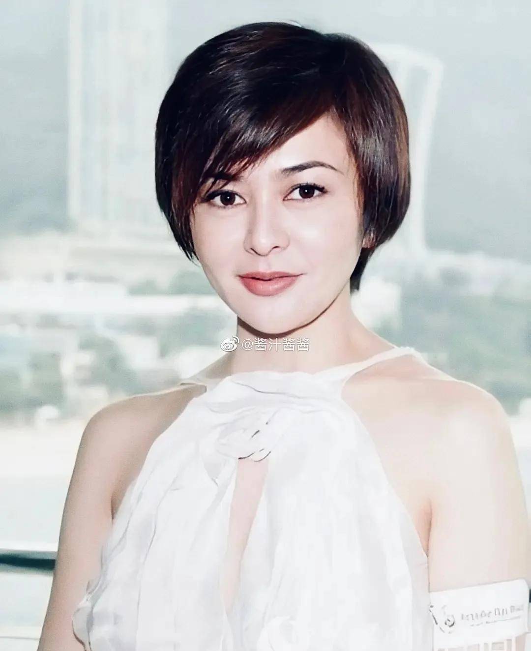 国产美女一级做a爱视频国产美女与爱的艺术，探索一级视频的魅力-第1张图片