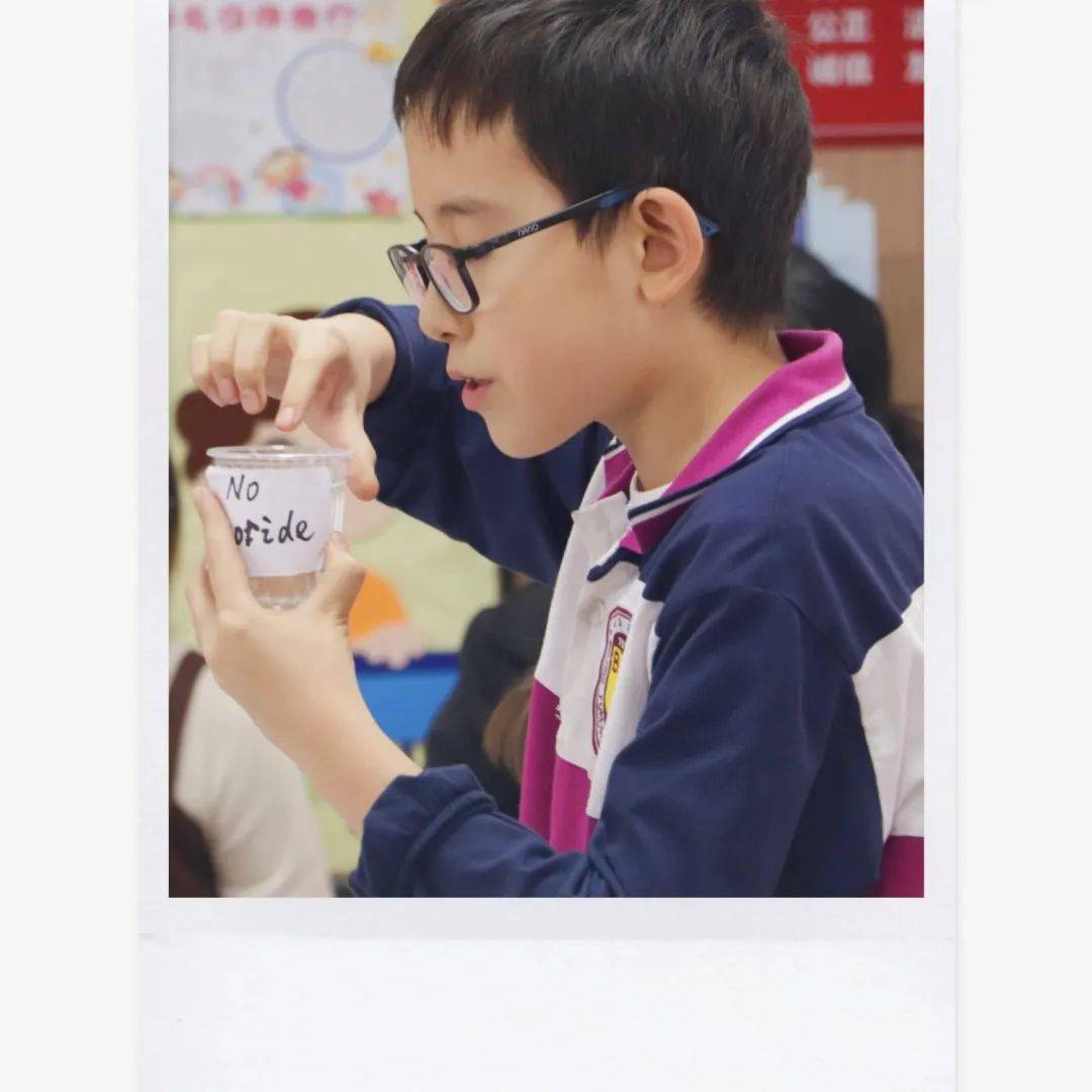 我是学校的公共玩具我是学校的公共玩具-第1张图片