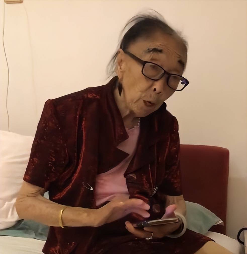 干儿媳秦雨干儿媳秦雨的温馨故事-第2张图片