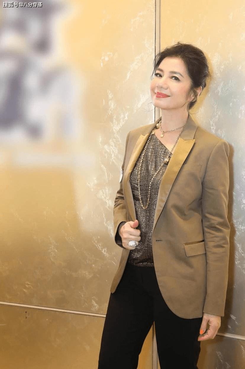 探索中国熟女与老女人的魅力——HD视频的视角-第1张图片