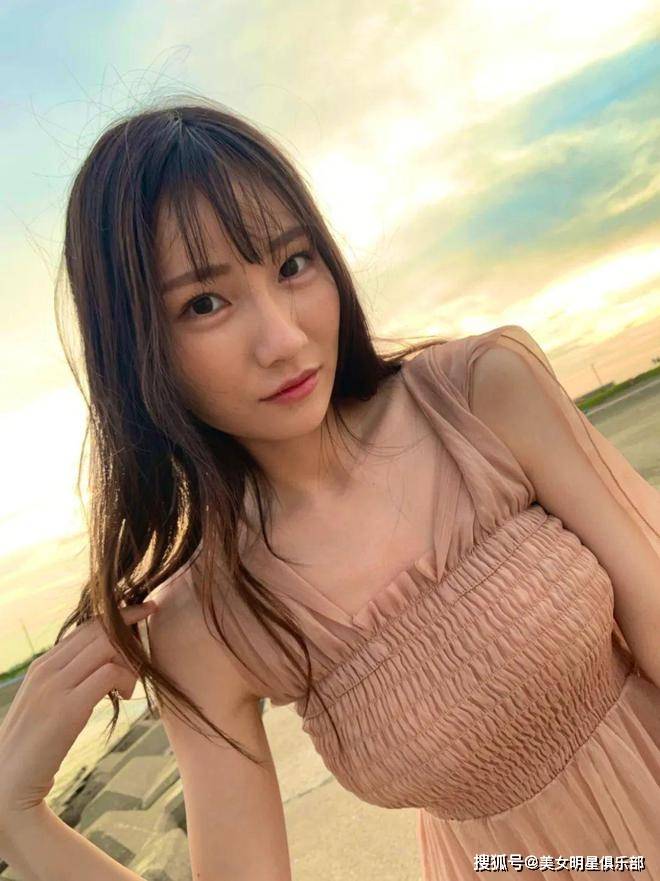 日本熟妇的魅力——探索其浓密毛发的神秘与A片文化-第2张图片