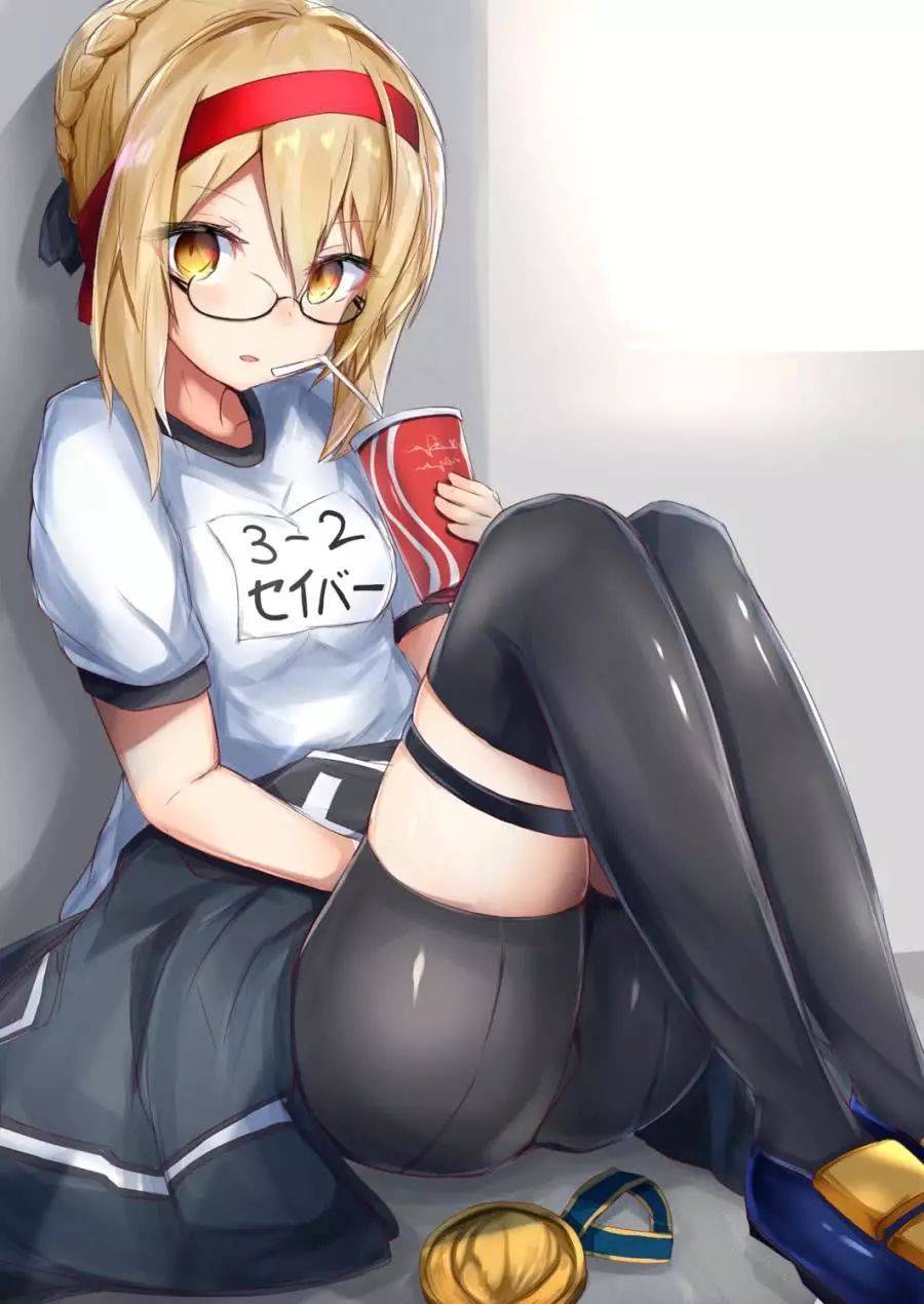 二次元美女开腿污裸体二次元美女，开腿与裸体的艺术之美