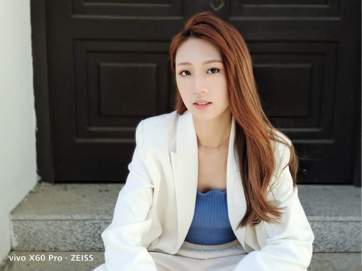 欧美vivoesotv老太婆欧美VIVOESO8090，科技与时尚的完美融合-第1张图片