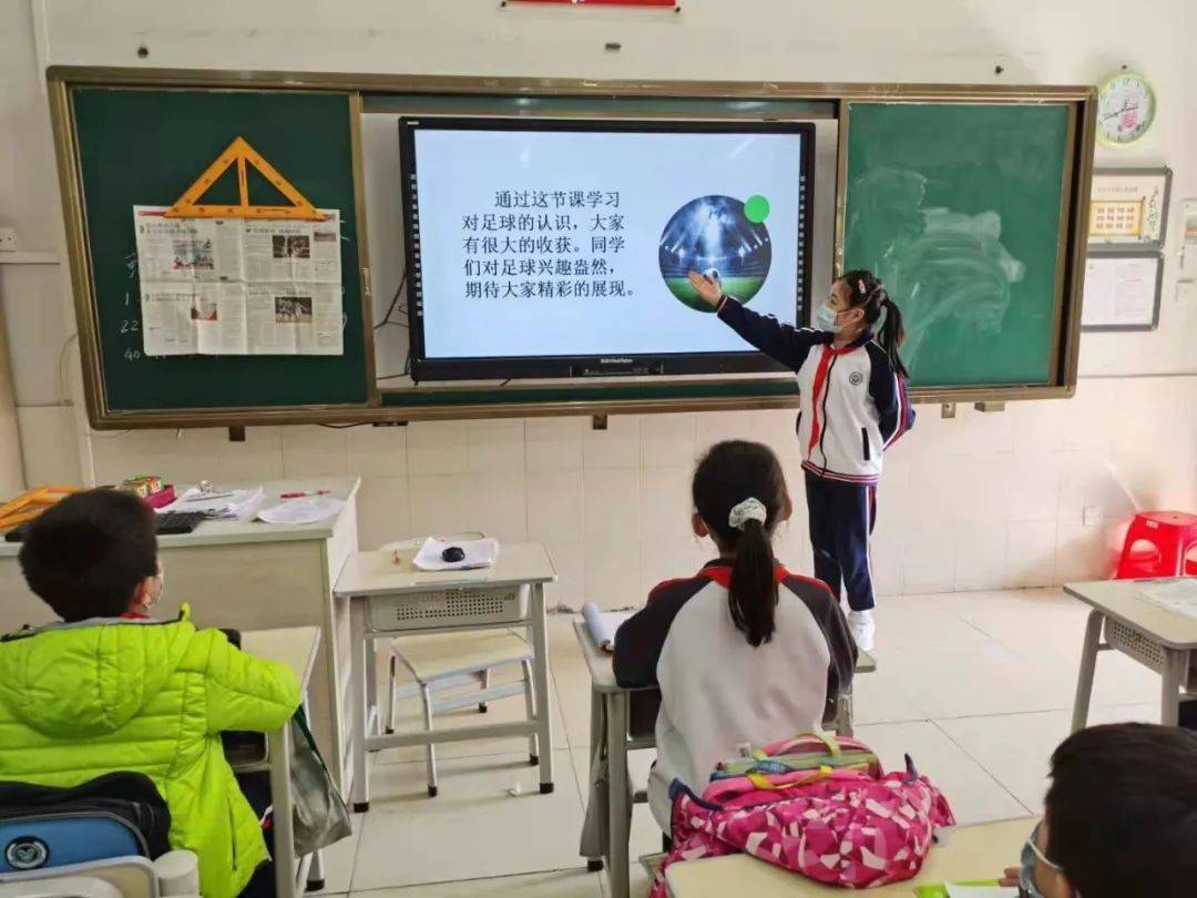 美美社区足球先生美美社区，一个充满活力和温馨的居住之地-第2张图片