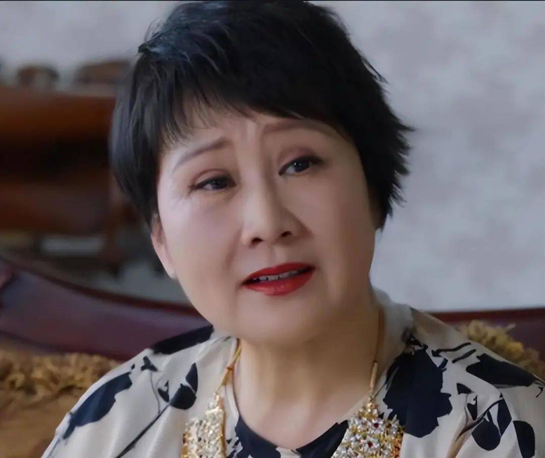 老太婆BBBBBB视频现象的探讨-第3张图片