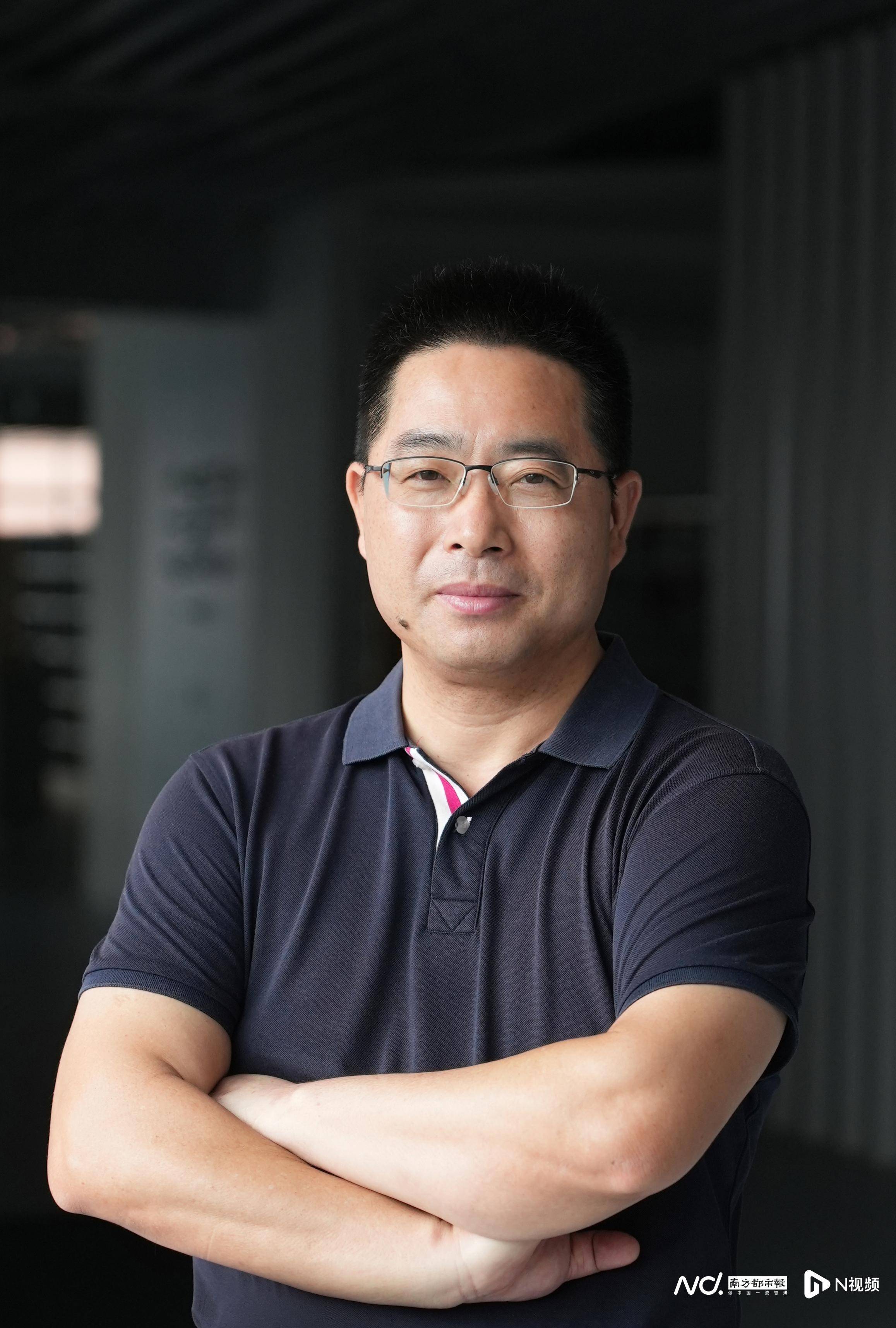 白洁与高校长的故事-第2张图片
