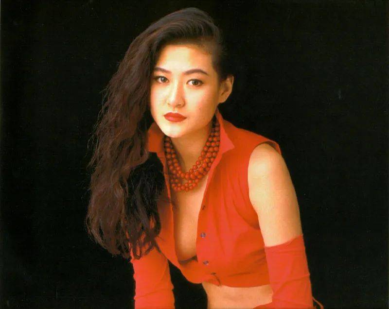 村上丽奈几岁了村上丽奈，乡村的璀璨之星-第3张图片
