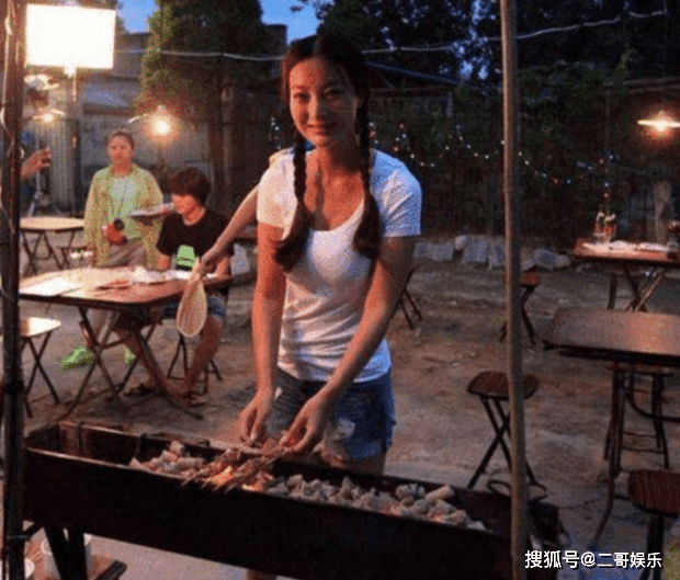 与尤物老师同居的奇妙经历