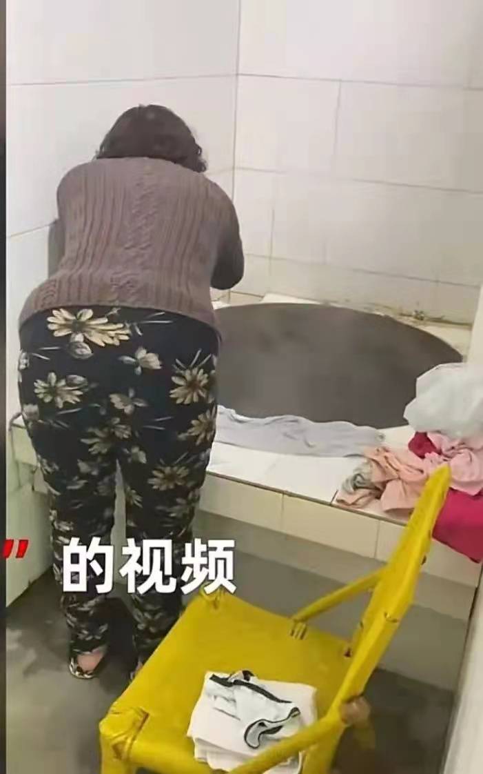 美女洗澡全过程视频的探索与探讨-第3张图片