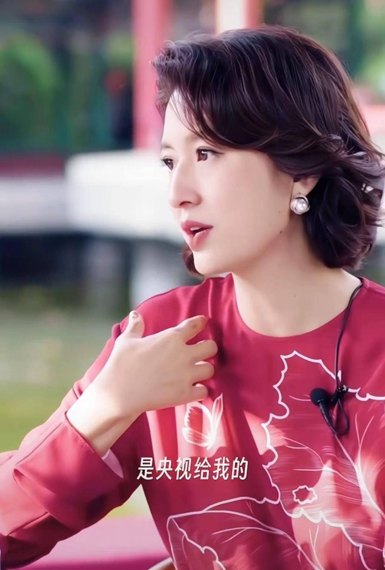 网络谣言的危害——以老师掀起内衣喂我奶头视频图片为例-第2张图片