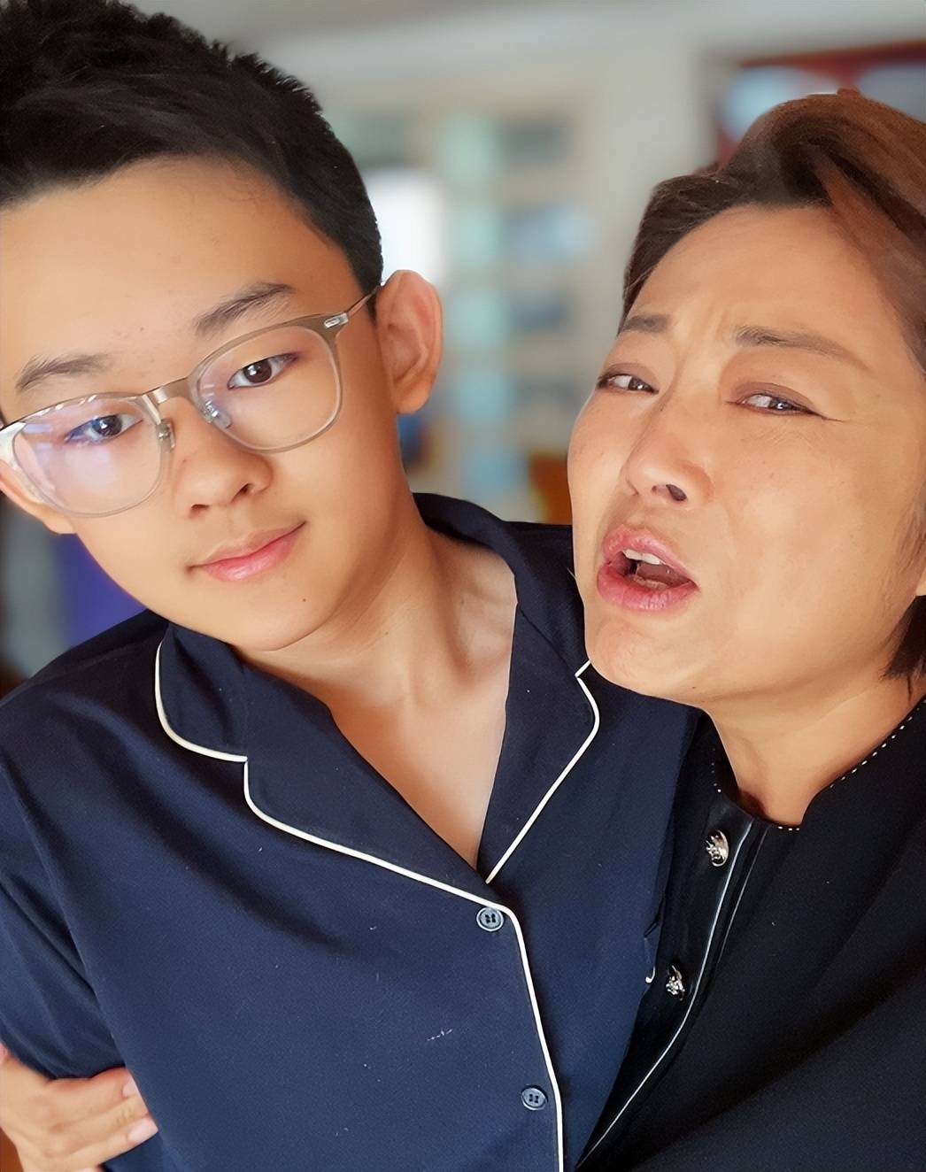 儿子成长中的蜕变——母亲的老公角色转变记-第2张图片