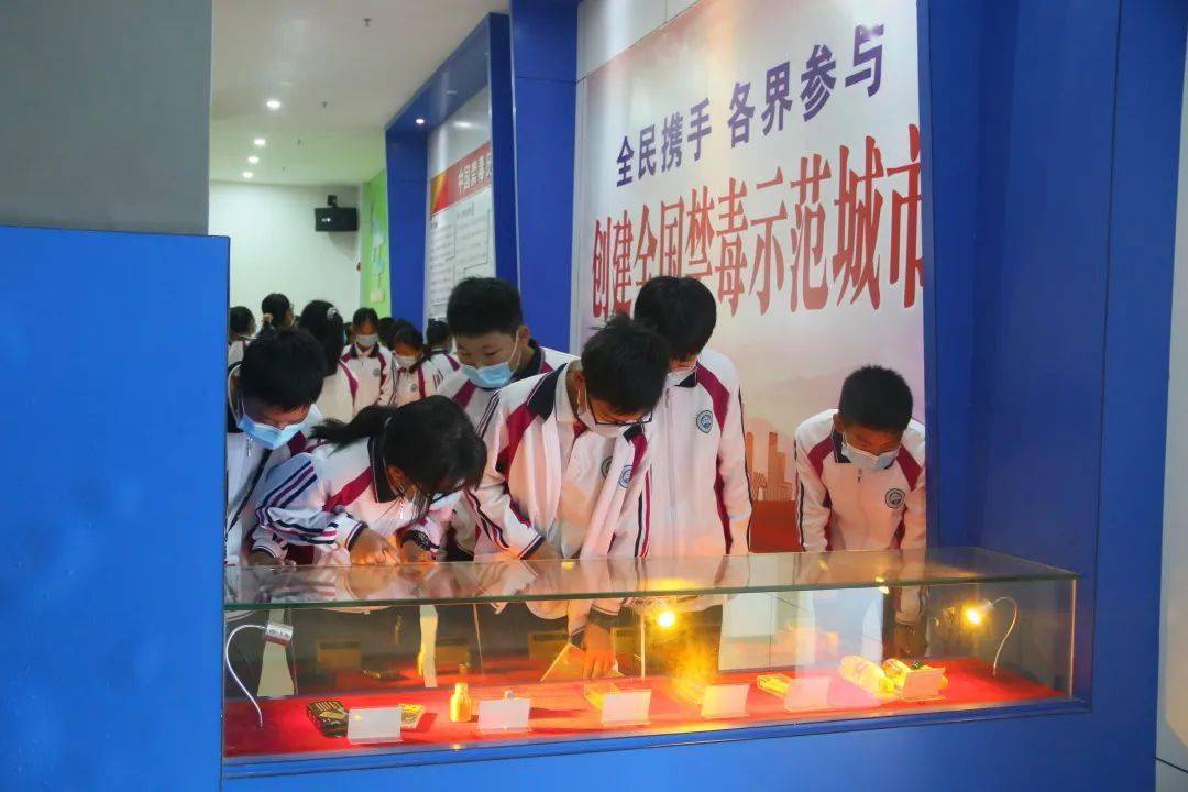 六级黄色片远离不良内容，珍爱健康生活——关于六级黄色片的警示-第2张图片