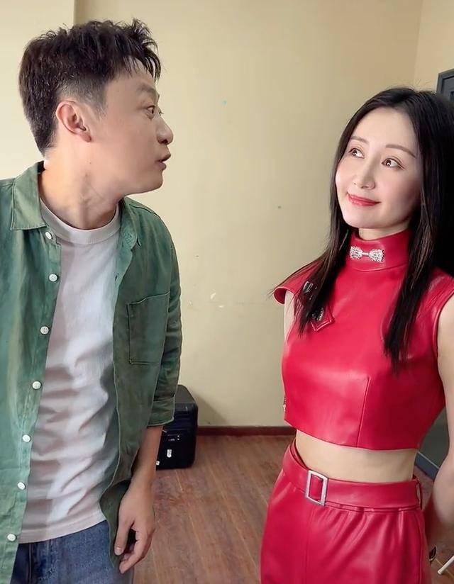 李小璐不雅视频68秒播放李小璐不雅视频事件曝光，68秒视频背后的真相与影响-第3张图片