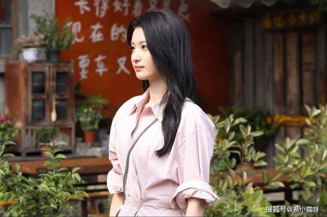 关于网络视频内容的探讨，理性看待播放男人添女人下边视频现象
