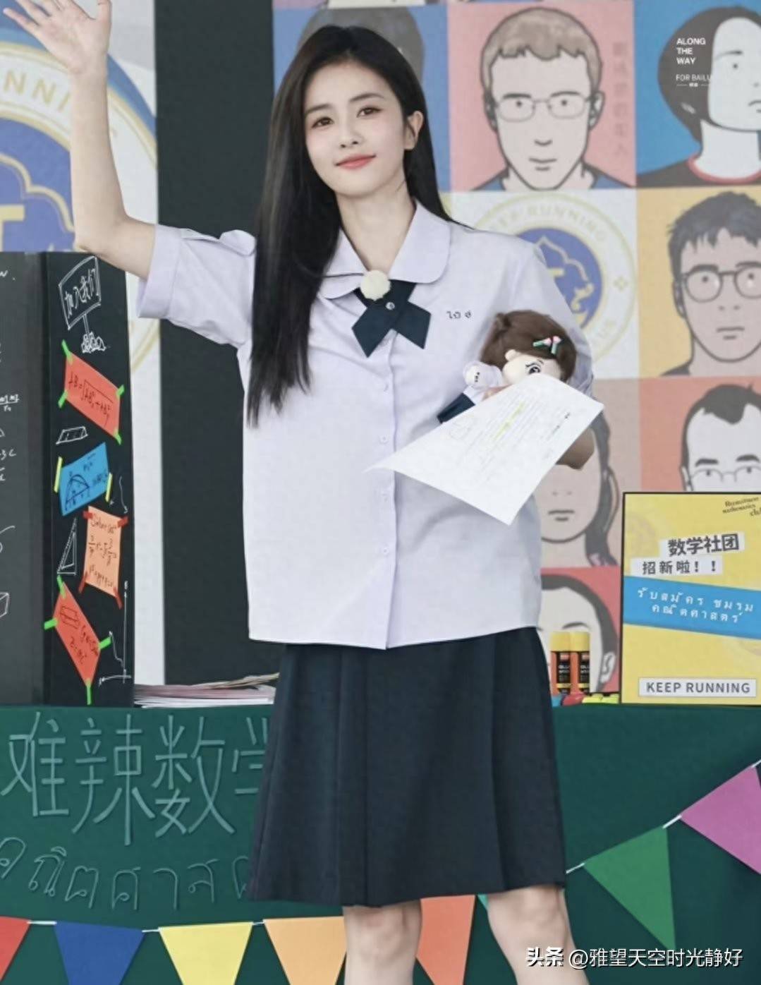 小雪与小柔，两大校花的校园传奇-第1张图片